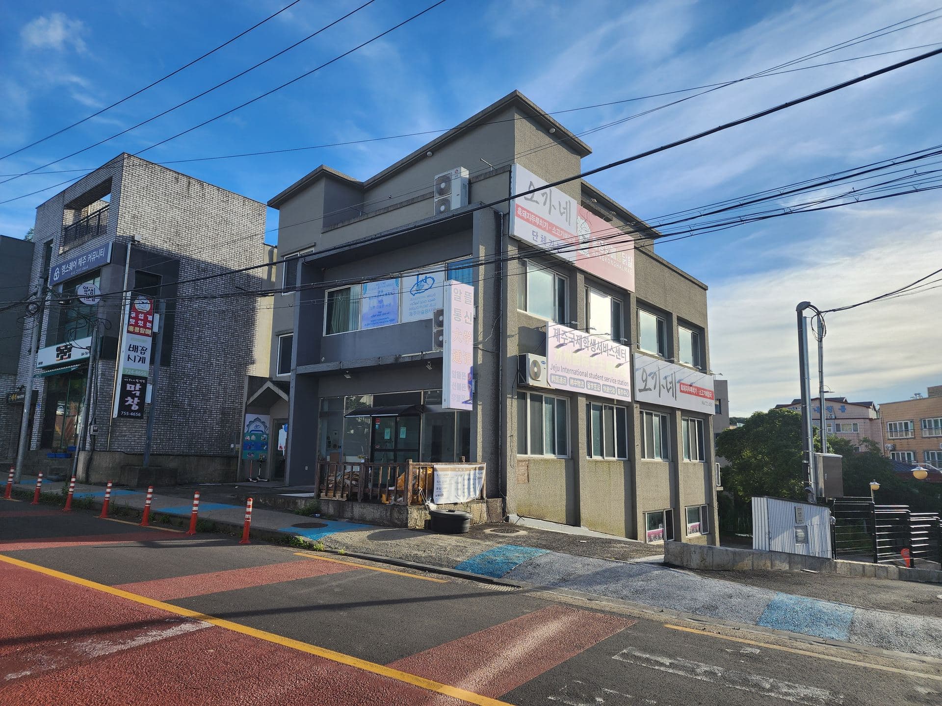 Masjid exterior — street view