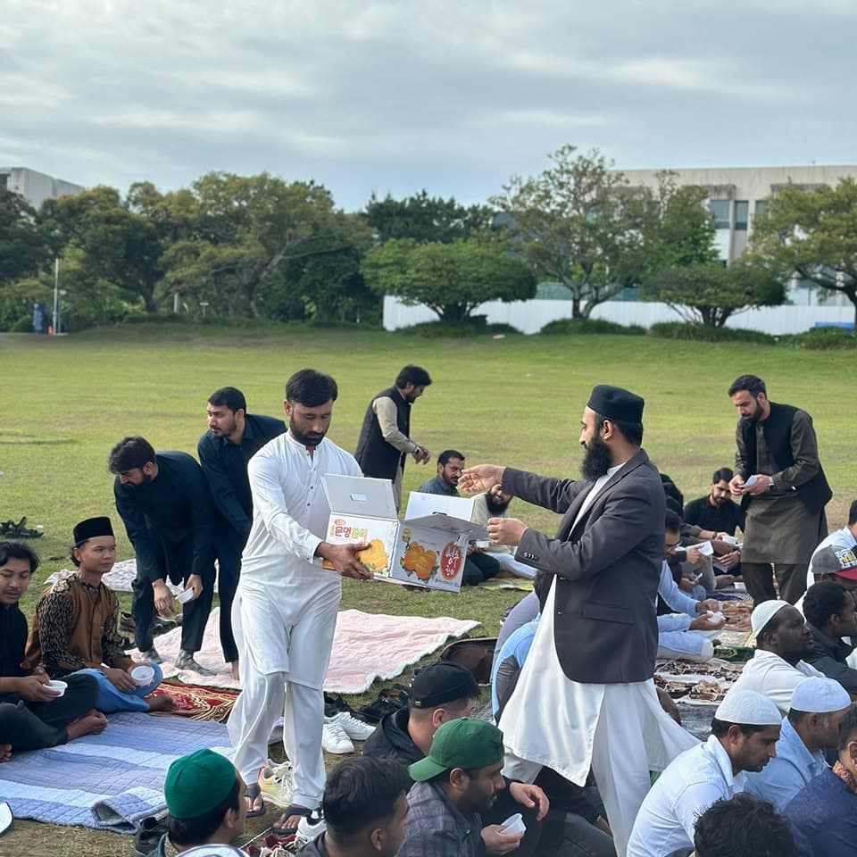Masjid volunteers at work